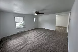 327 Muddy Creek Dr, Muddy Creek Township, PA 16001 - Photo 9