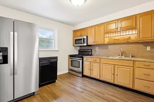 632 Penn Dr, Level Green, PA 15085 - Photo 5