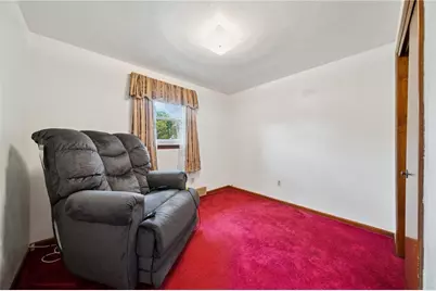 632 Penn Dr, Level Green, PA 15085 - Photo 19