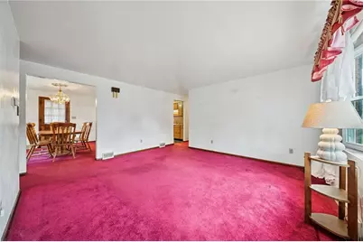 632 Penn Dr, Level Green, PA 15085 - Photo 13