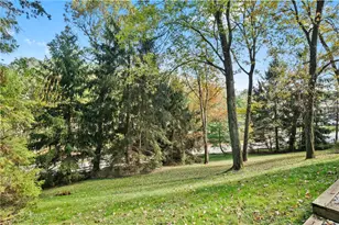 525 Arcadia Dr, Pittsburgh, PA 15237 - Photo 37