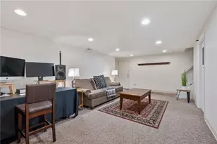 525 Arcadia Dr, Pittsburgh, PA 15237 - Photo 27