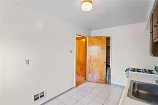 3437 Parkview Ave, Pittsburgh, PA 15213 - Photo 19