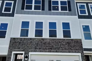 305 Gable Ct, Pittsburgh, PA 15090 - Photo 1