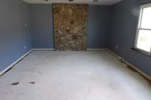 230 N Vine St, New Castle, PA 16101 - Photo 11