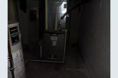 230 N Vine St, New Castle, PA 16101 - Photo 15