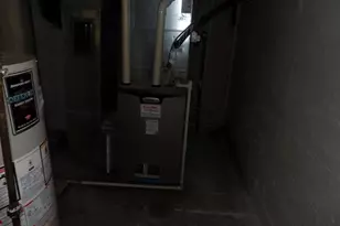 230 N Vine St, New Castle, PA 16101 - Photo 15