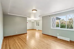 970 Pamela Dr, Lower Burrell, PA 15068 - Photo 25