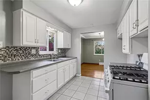 970 Pamela Dr, Lower Burrell, PA 15068 - Photo 21