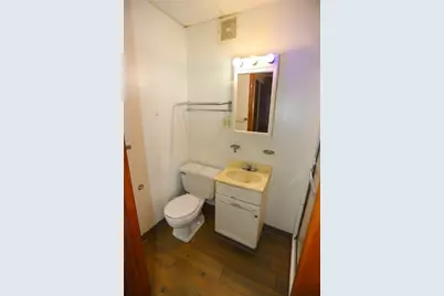 906 Florence Ave, East McKeesport, PA 15035 - Photo 9