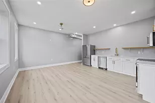 1109 E Carson St, Pittsburgh, PA 15203 - Photo 13