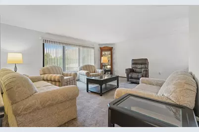 109 Sunset Ln, Center Township, PA 15001 - Photo 3