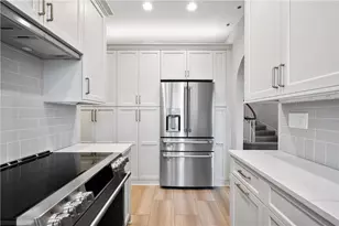 166 N Dithridge St Ph5A, Pittsburgh, PA 15213 - Photo 13