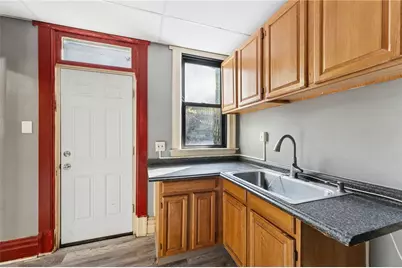 1250 Blackadore Avenue, Pittsburgh, PA 15221 - Photo 9