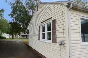 1009 Arlington Dr, Pymatuning Township, PA 16125 - Photo 9