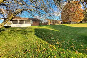 100 Monahan St, Hopewell Township, PA 15001 - Photo 21