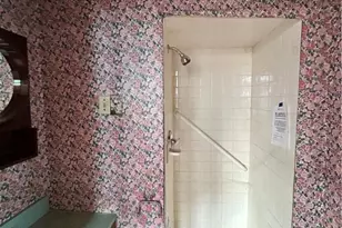 5201 Wellesley Ave, Pittsburgh, PA 15206 - Photo 11