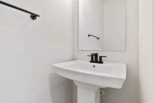 246 Dana Dr, Nottingham, PA 15330 - Photo 17