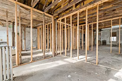 205 Braddock Ave, Braddock, PA 15104 - Photo 27