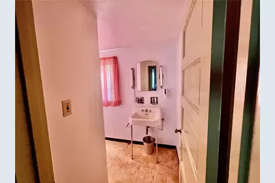 28 Railroad Ave, Center Township-Homer City, PA 15748 - Photo 17