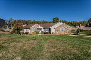 2024 Lexington Dr, Dunbar Township, PA 15425 - Photo 7