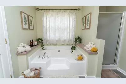 2024 Lexington Dr, Dunbar Township, PA 15425 - Photo 35