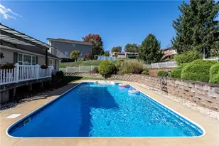 2024 Lexington Dr, Dunbar Township, PA 15425 - Photo 11