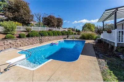 2024 Lexington Dr, Dunbar Township, PA 15425 - Photo 13