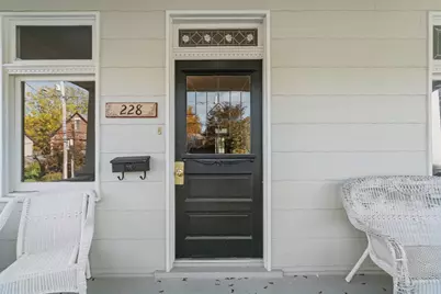 228 S Clay St, Zelienople, PA 16063 - Photo 5