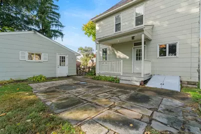 228 S Clay St, Zelienople, PA 16063 - Photo 3