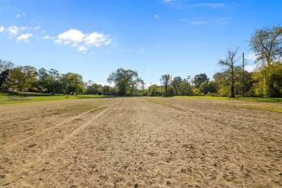 100 1st St, Darlington Township, PA 16115 - Photo 13