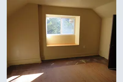 916 Gill Hall Rd, Jefferson Hills, PA 15025 - Photo 9