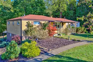 135 Paul St, Economy, PA 15042 - Photo 1