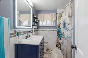 263 Robinhood Rd, Green Tree, PA 15220 - Photo 21