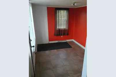 501 College Ave, Grove City Boro, PA 16127 - Photo 7