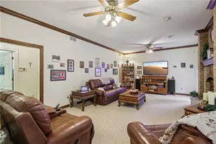 1123 Wishart Pl, Hermitage, PA 16148 - Photo 15