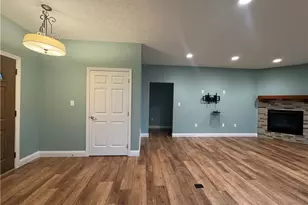 20 Rosemont Dr, South Union Township, PA 15401 - Photo 13