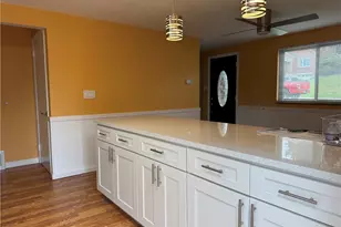 5113 Azalea Dr, Pittsburgh, PA 15236 - Photo 5