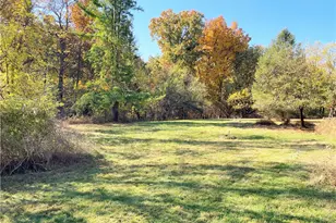 919 Harper Rd, Moon/Crescent Twp, PA 15046 - Photo 11