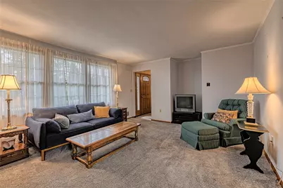 13511 Evergreen Way, North Huntingdon, PA 15642 - Photo 3