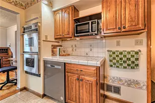 13511 Evergreen Way, North Huntingdon, PA 15642 - Photo 11