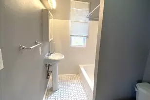 710 Collins Ave, Pittsburgh, PA 15206 - Photo 13