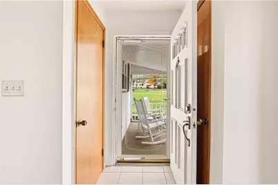 130 Larkspur Circle, Mount Pleasant Township, PA 15666 - Photo 5