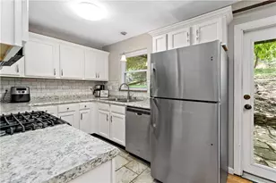 231 Woodside Rd, Pittsburgh, PA 15221 - Photo 11