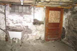 7343 Burton St, Pittsburgh, PA 15218 - Photo 37