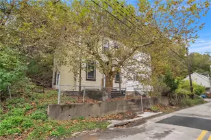 1843 Spring Garden Rd, Pittsburgh, PA 15212 - Photo 3