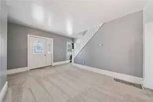 314 College Ave, Mt Pleasant Boro, PA 15666 - Photo 5