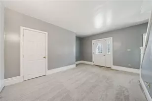 314 College Ave, Mt Pleasant Boro, PA 15666 - Photo 7