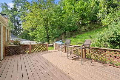 100 Longvue Dr, Ross Twp, PA 15237 - Photo 23