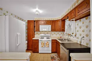 714 Dunster, Pittsburgh, PA 15226 - Photo 15